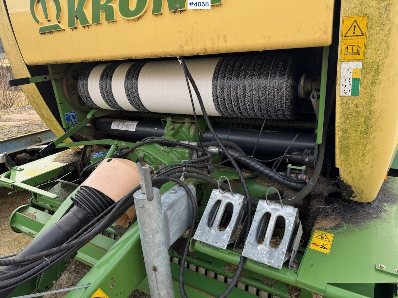 2016 Krone Comprima CF 155 XC Kombipresse - Maquinaria de henificación: foto 5 2016 Krone Comprima CF 155 XC Kombipresse - Maquinaria de henificación: foto 5
