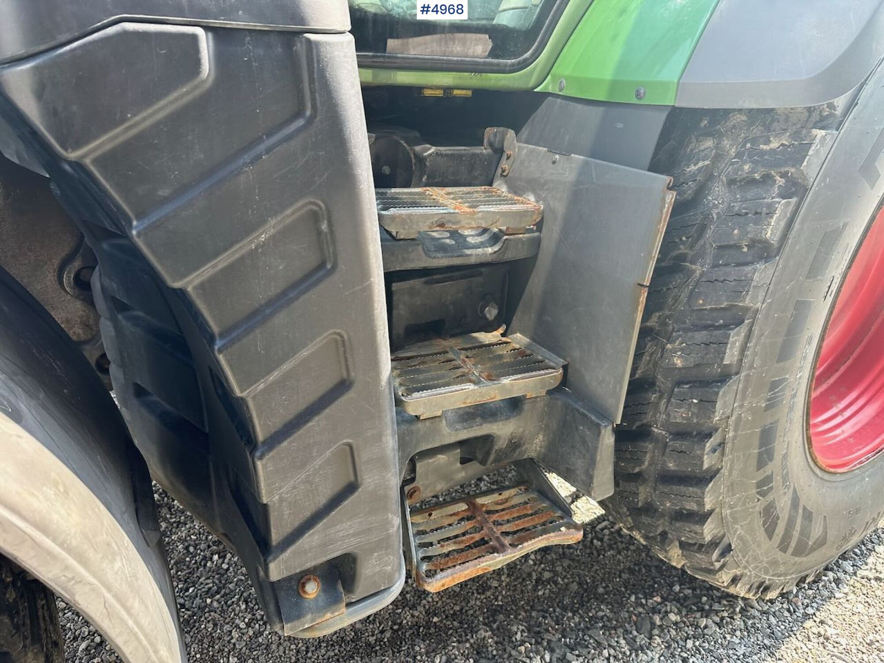 Tractor 2017 Fendt 516 Vario Profi Plus m/ Frontlaster: foto 29