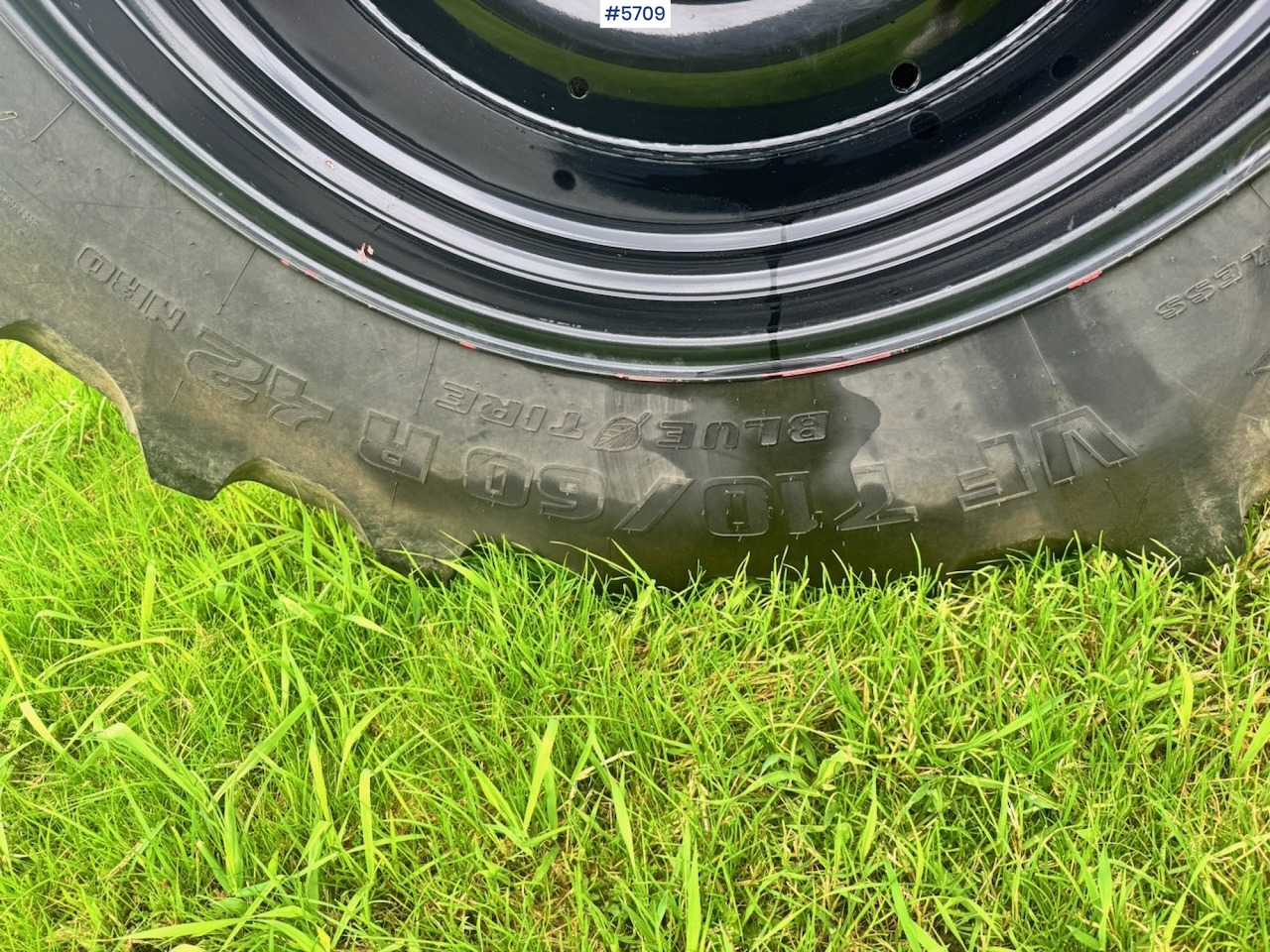 Tractor 2017 Fendt 724 Vario w/ GPS, Front PTO, Loader and hydraulics.: foto 19 Tractor 2017 Fendt 724 Vario w/ GPS, Front PTO, Loader and hydraulics.: foto 19