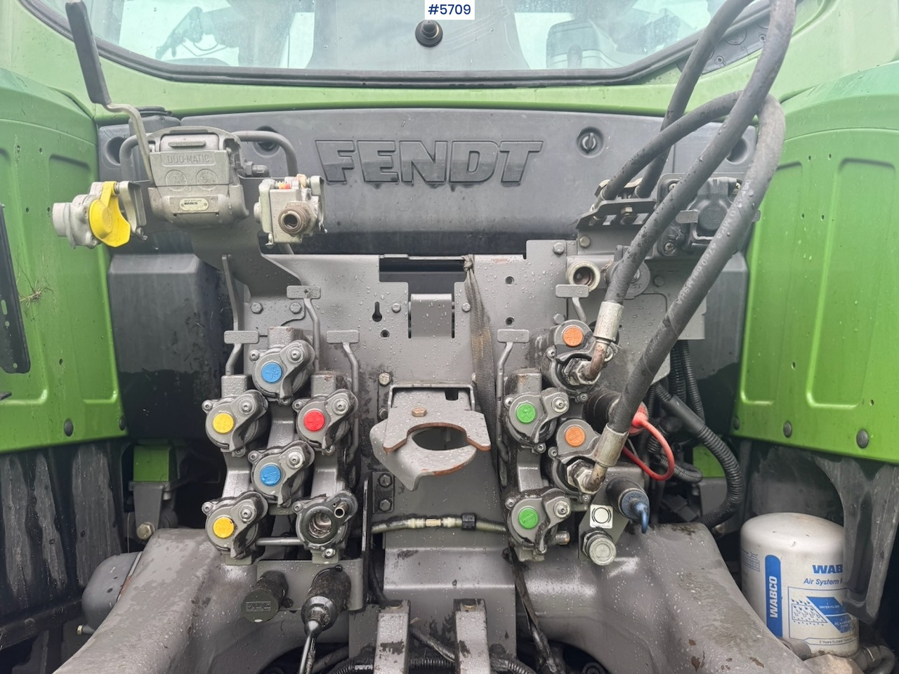 Tractor 2017 Fendt 724 Vario w/ GPS, Front PTO, Loader and hydraulics.: foto 28 Tractor 2017 Fendt 724 Vario w/ GPS, Front PTO, Loader and hydraulics.: foto 28