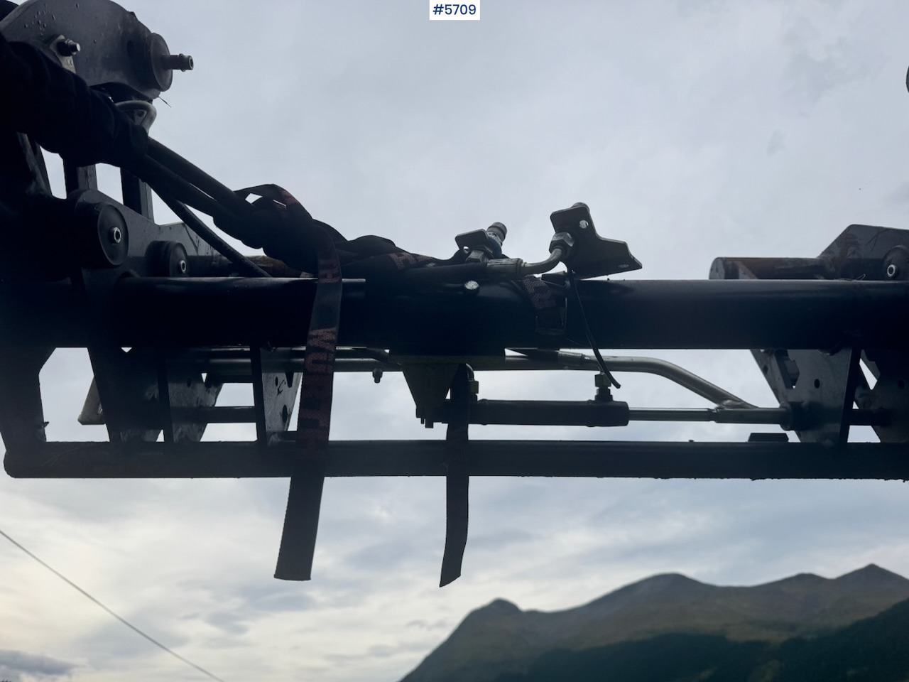 Tractor 2017 Fendt 724 Vario w/ GPS, Front PTO, Loader and hydraulics.: foto 23 Tractor 2017 Fendt 724 Vario w/ GPS, Front PTO, Loader and hydraulics.: foto 23