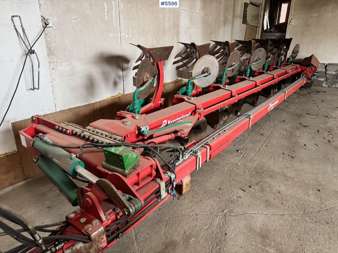 2017 Kverneland 7-Furrow Reversible Plow - Equipo para trabajo del suelo: foto 2 2017 Kverneland 7-Furrow Reversible Plow - Equipo para trabajo del suelo: foto 2