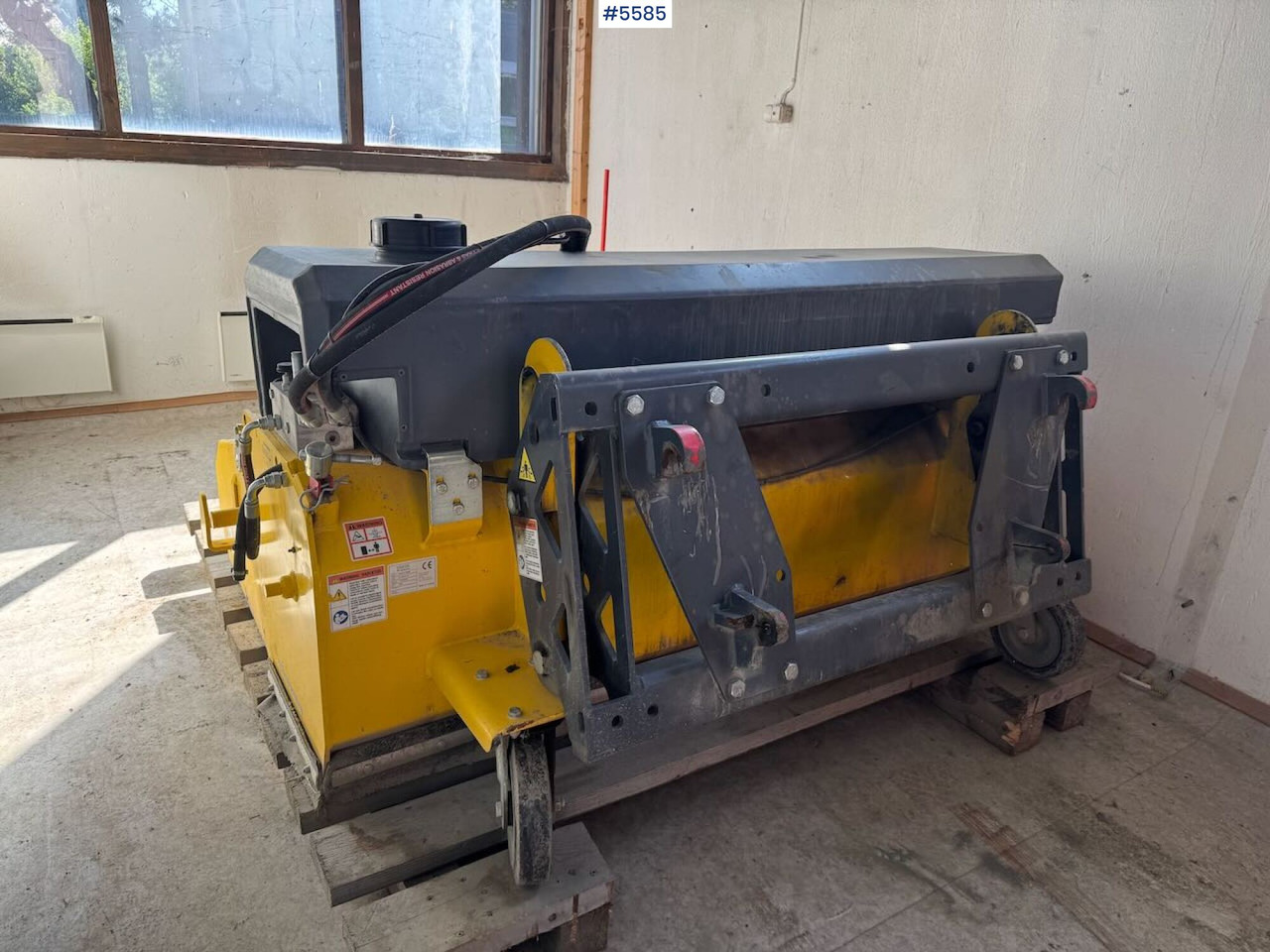2019 Vama EHK A 2000 sweeper with collector - Barredora cucharón: foto 2 2019 Vama EHK A 2000 sweeper with collector - Barredora cucharón: foto 2