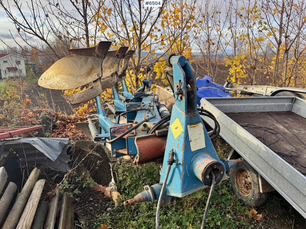 Approx. 1995 Øverum 3-furrow reversible plough - Equipo para trabajo del suelo: foto 1 Approx. 1995 Øverum 3-furrow reversible plough - Equipo para trabajo del suelo: foto 1