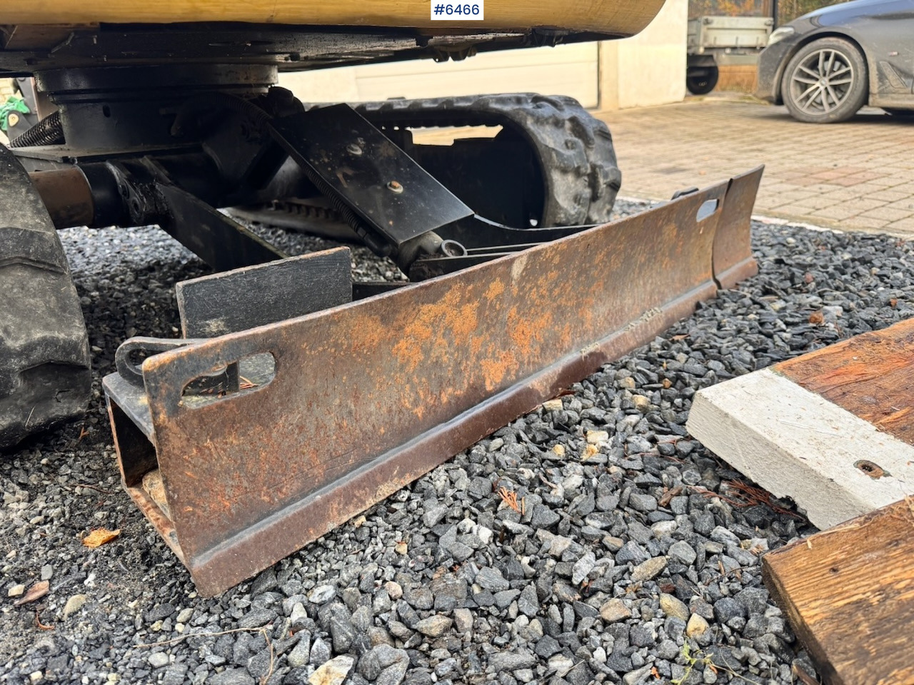 Excavadora Approx. 2004 CAT 301.8 Mini excavator w/ 4 buckets and grapple.: foto 6 Excavadora Approx. 2004 CAT 301.8 Mini excavator w/ 4 buckets and grapple.: foto 6