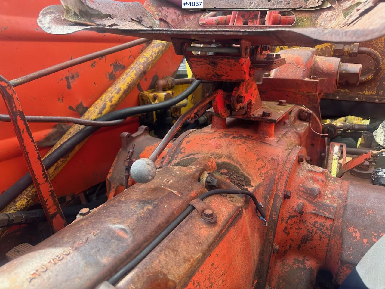 Tractor Bray Nuffield 4x4 w/ excavator and front loader.: foto 23