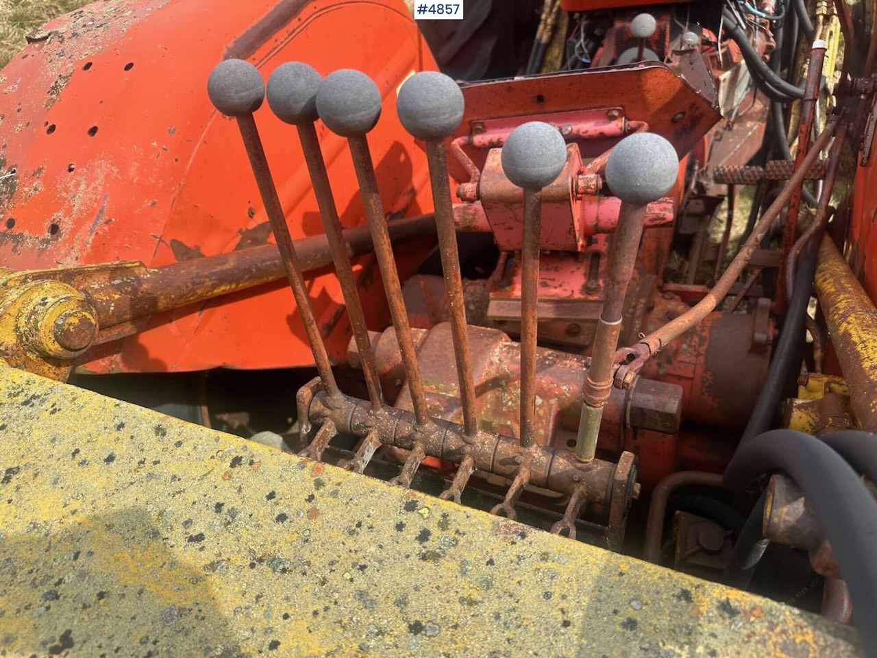Tractor Bray Nuffield 4x4 w/ excavator and front loader.: foto 43