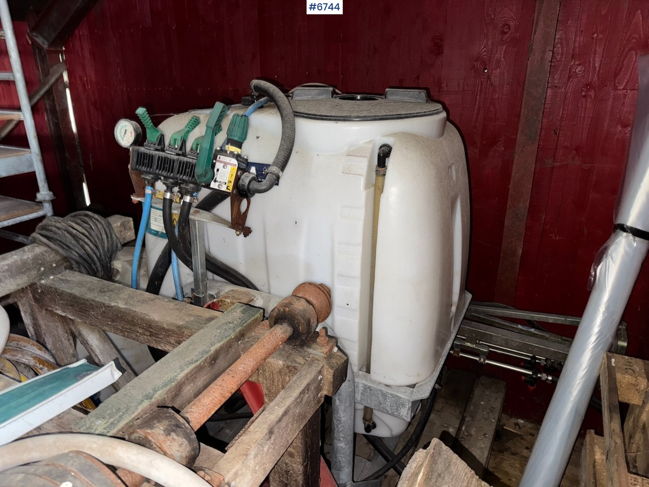 Field sprayer 8 meters - Pulverizador: foto 3 Field sprayer 8 meters - Pulverizador: foto 3