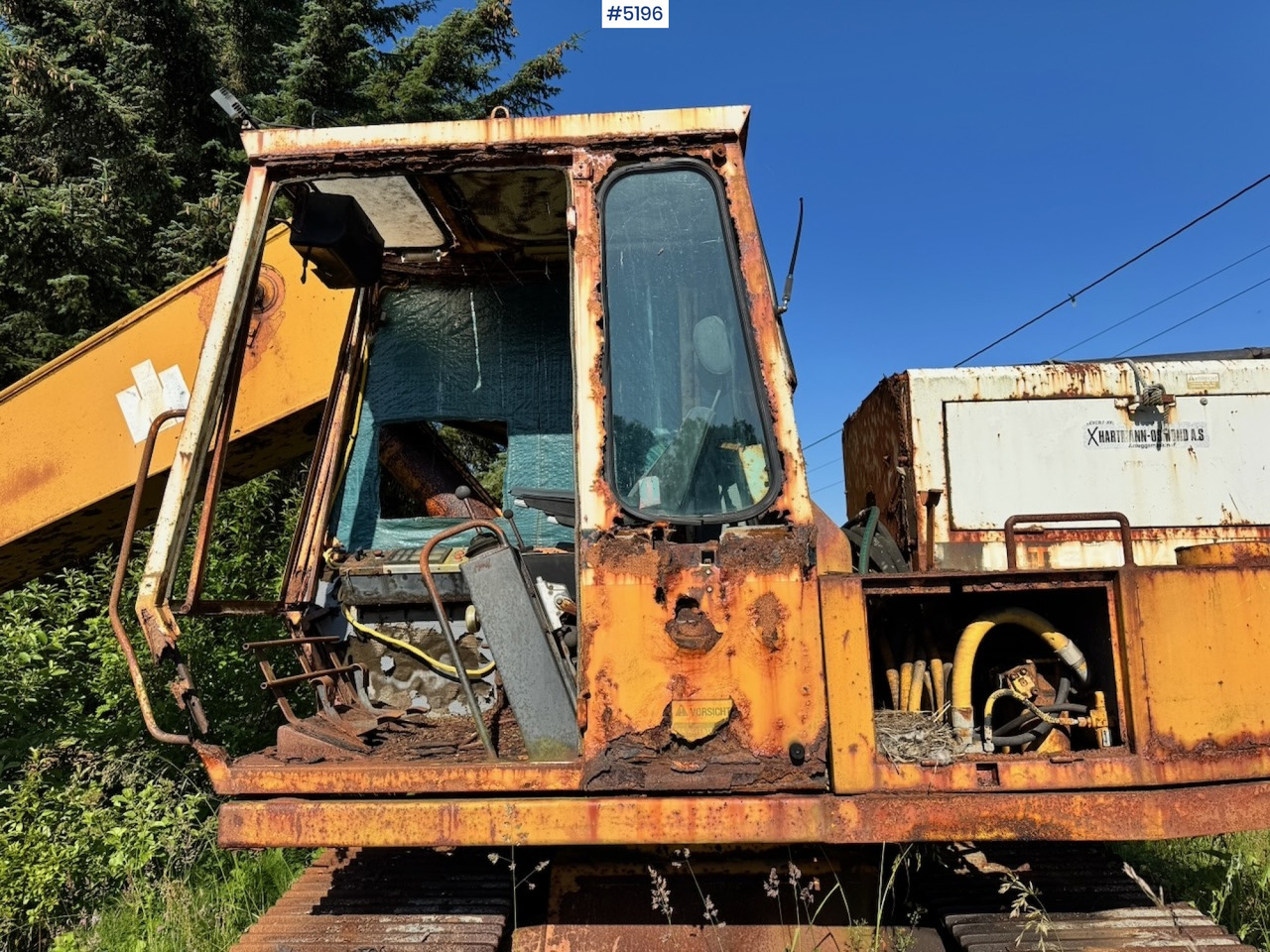 International 637 Tracked digger w/ Digging bucket - Excavadora: foto 4 International 637 Tracked digger w/ Digging bucket - Excavadora: foto 4