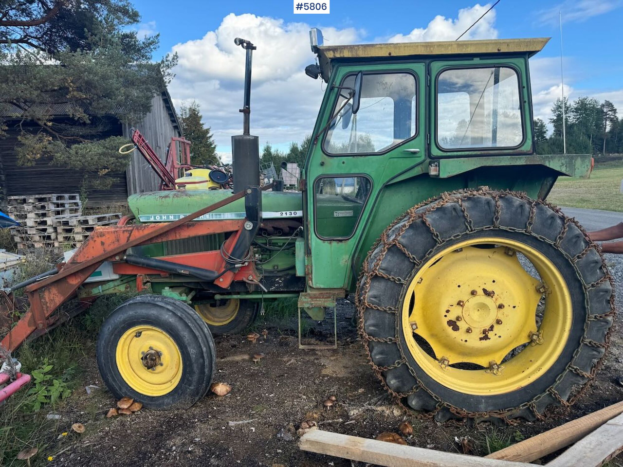 John Deere 2130 - Tractor: foto 1 John Deere 2130 - Tractor: foto 1