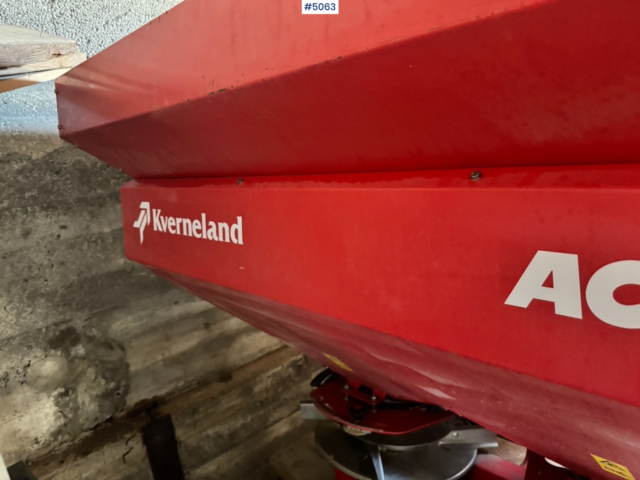 Leasing para  Kverneland Accord Fertilizer spreader Kverneland Accord Fertilizer spreader: foto 9
