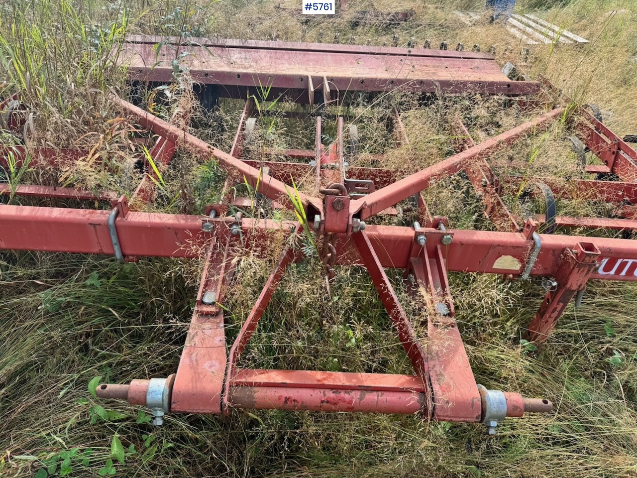 Kverneland Futura Harrow. - Equipo para trabajo del suelo: foto 2 Kverneland Futura Harrow. - Equipo para trabajo del suelo: foto 2