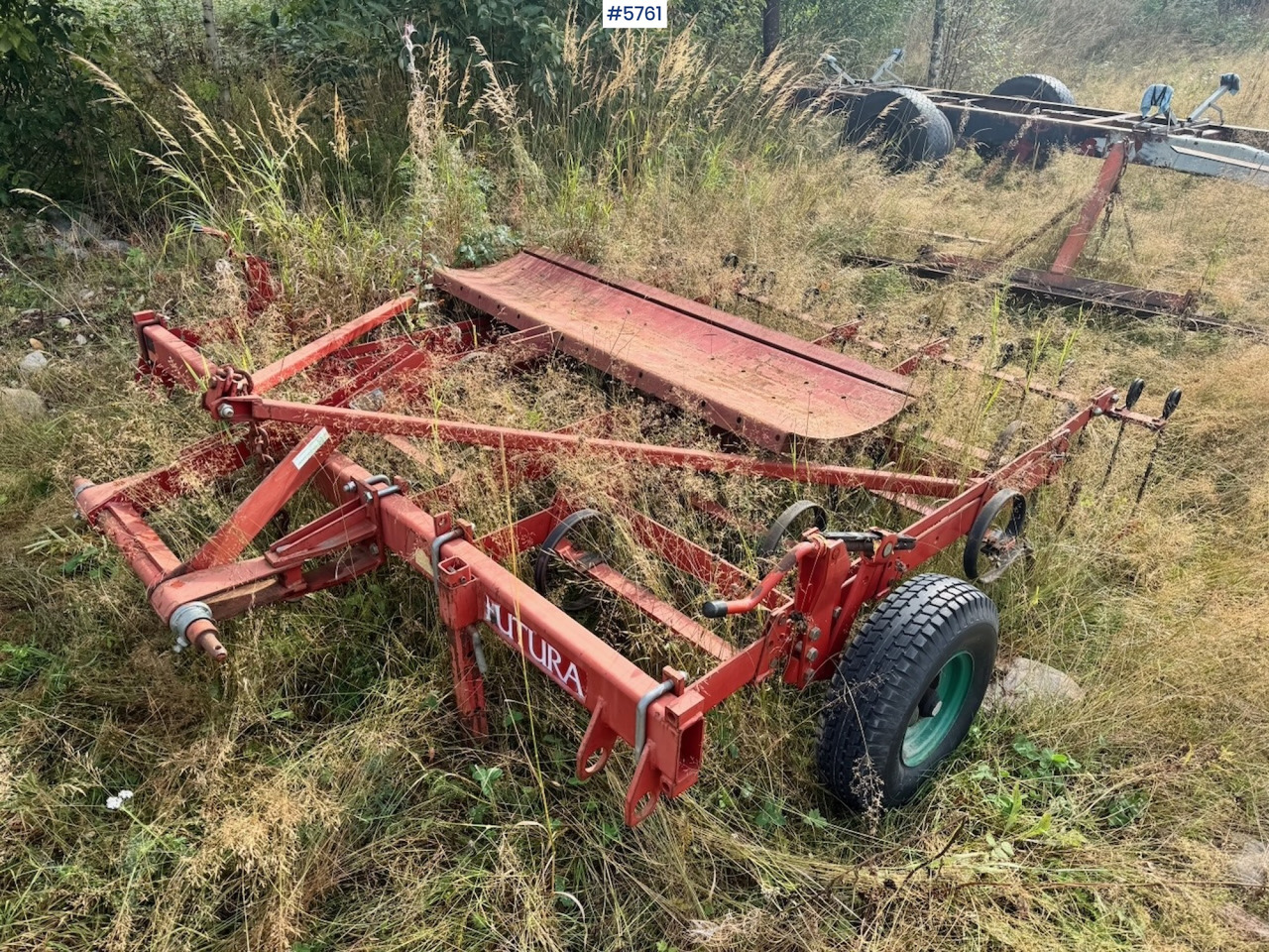 Kverneland Futura Harrow. - Equipo para trabajo del suelo: foto 1 Kverneland Futura Harrow. - Equipo para trabajo del suelo: foto 1