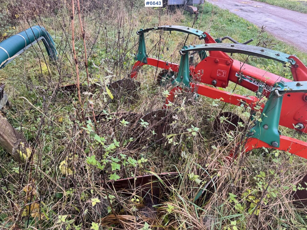 Kverneland Mod A 3 skjærs plog - Equipo para trabajo del suelo: foto 4 Kverneland Mod A 3 skjærs plog - Equipo para trabajo del suelo: foto 4