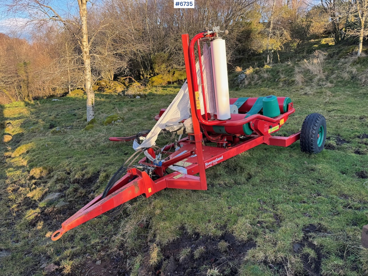 Kverneland Taarup 7335 Round Bale Wrapper - Maquinaria de henificación: foto 3 Kverneland Taarup 7335 Round Bale Wrapper - Maquinaria de henificación: foto 3