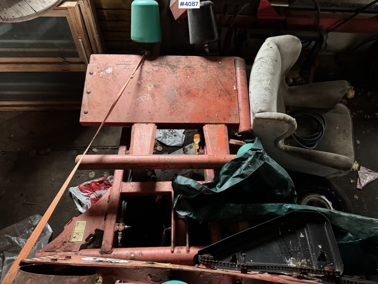 Kverneland Taarup 7515 Round Bale Wrapper - Maquinaria de henificación: foto 4 Kverneland Taarup 7515 Round Bale Wrapper - Maquinaria de henificación: foto 4