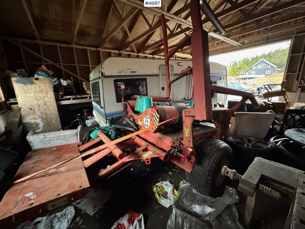 Kverneland Taarup 7515 Round Bale Wrapper - Maquinaria de henificación: foto 5 Kverneland Taarup 7515 Round Bale Wrapper - Maquinaria de henificación: foto 5