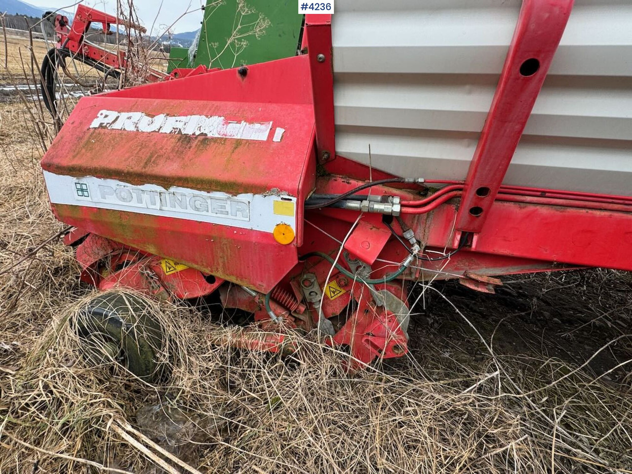 Maquinaria de henificación Pottinger 514 MUE Forage wagon: foto 15