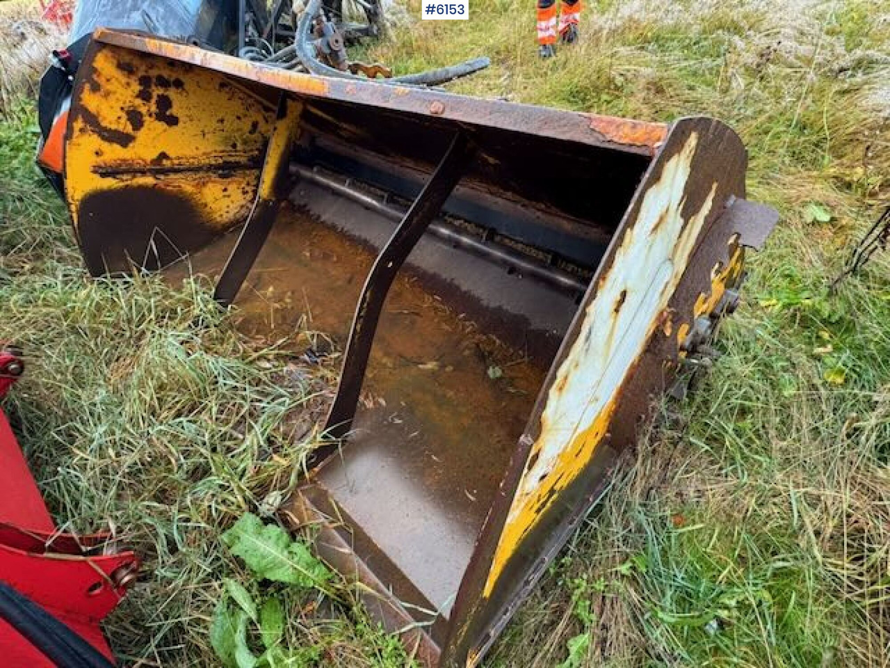 2012 Dalen 2034 sand spreader - Vehículo municipal: foto 1 2012 Dalen 2034 sand spreader - Vehículo municipal: foto 1