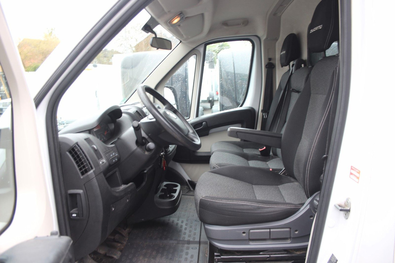 Fiat Ducato Kasten 30 130 L2H1 Klima AHK Kamera Navi - Furgoneta pequeña: foto 5 Fiat Ducato Kasten 30 130 L2H1 Klima AHK Kamera Navi - Furgoneta pequeña: foto 5