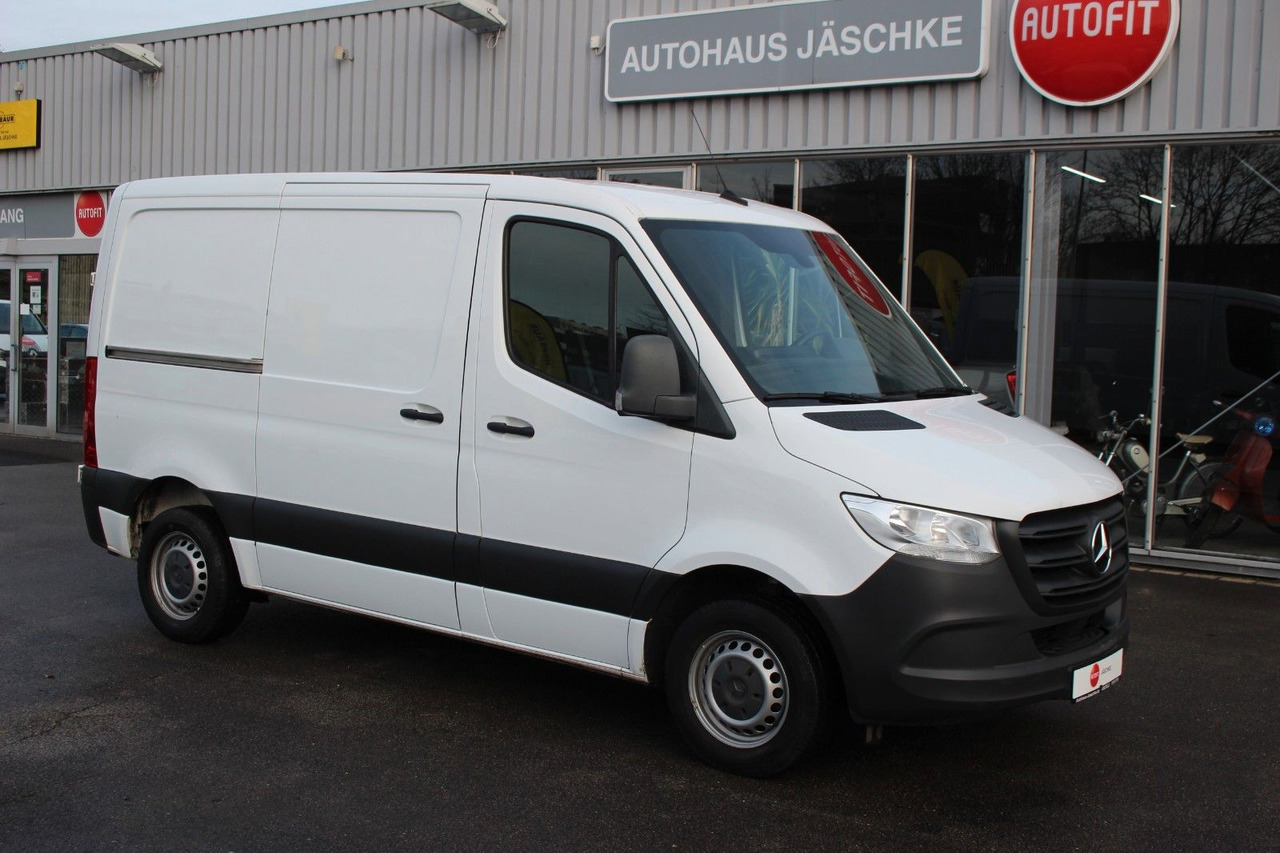 Mercedes-Benz Sprinter III Kasten 214 CDI WORKER L1H1 GEPFLEGT - Furgoneta pequeña: foto 1 Mercedes-Benz Sprinter III Kasten 214 CDI WORKER L1H1 GEPFLEGT - Furgoneta pequeña: foto 1