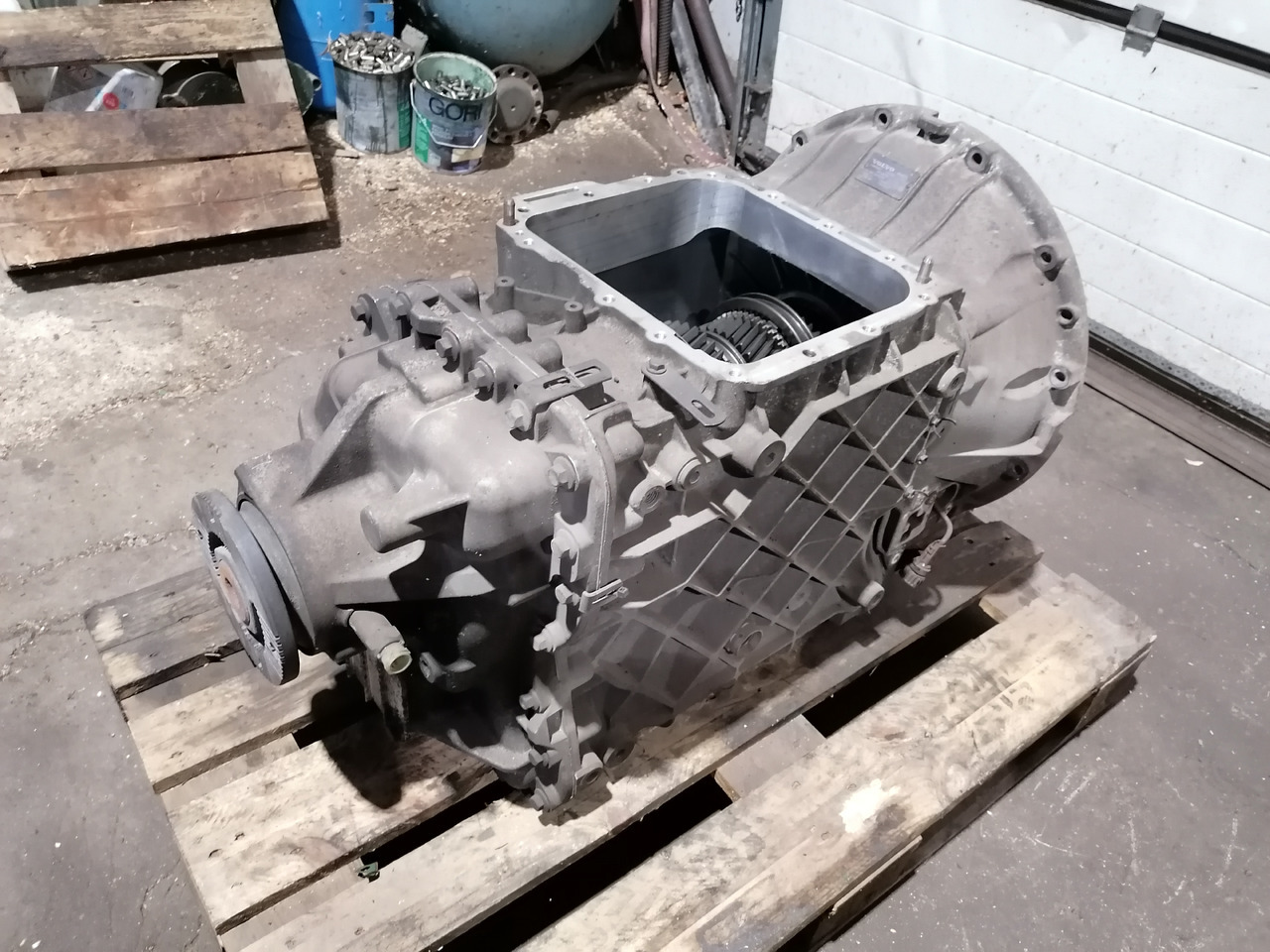 VOLVO remanufactured gearbox AT2612D - Caja de cambios: foto 4 VOLVO remanufactured gearbox AT2612D - Caja de cambios: foto 4
