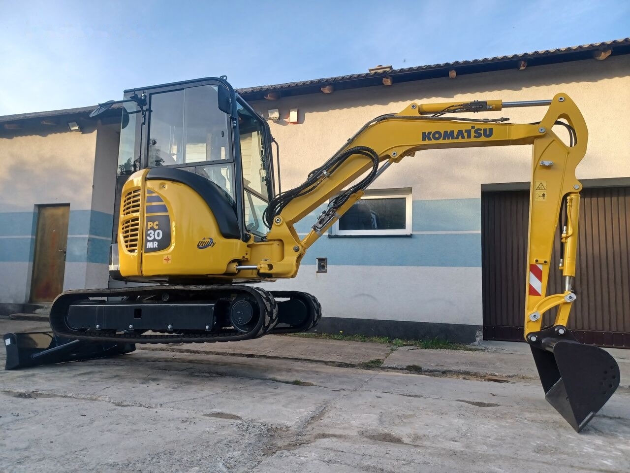 Komatsu PC30MR-3 - Miniexcavadora: foto 2 Komatsu PC30MR-3 - Miniexcavadora: foto 2