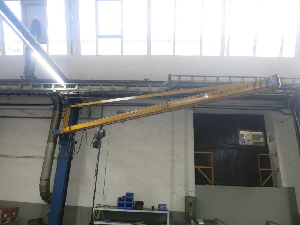Demag 250 kg - Grúa: foto 1 Demag 250 kg - Grúa: foto 1