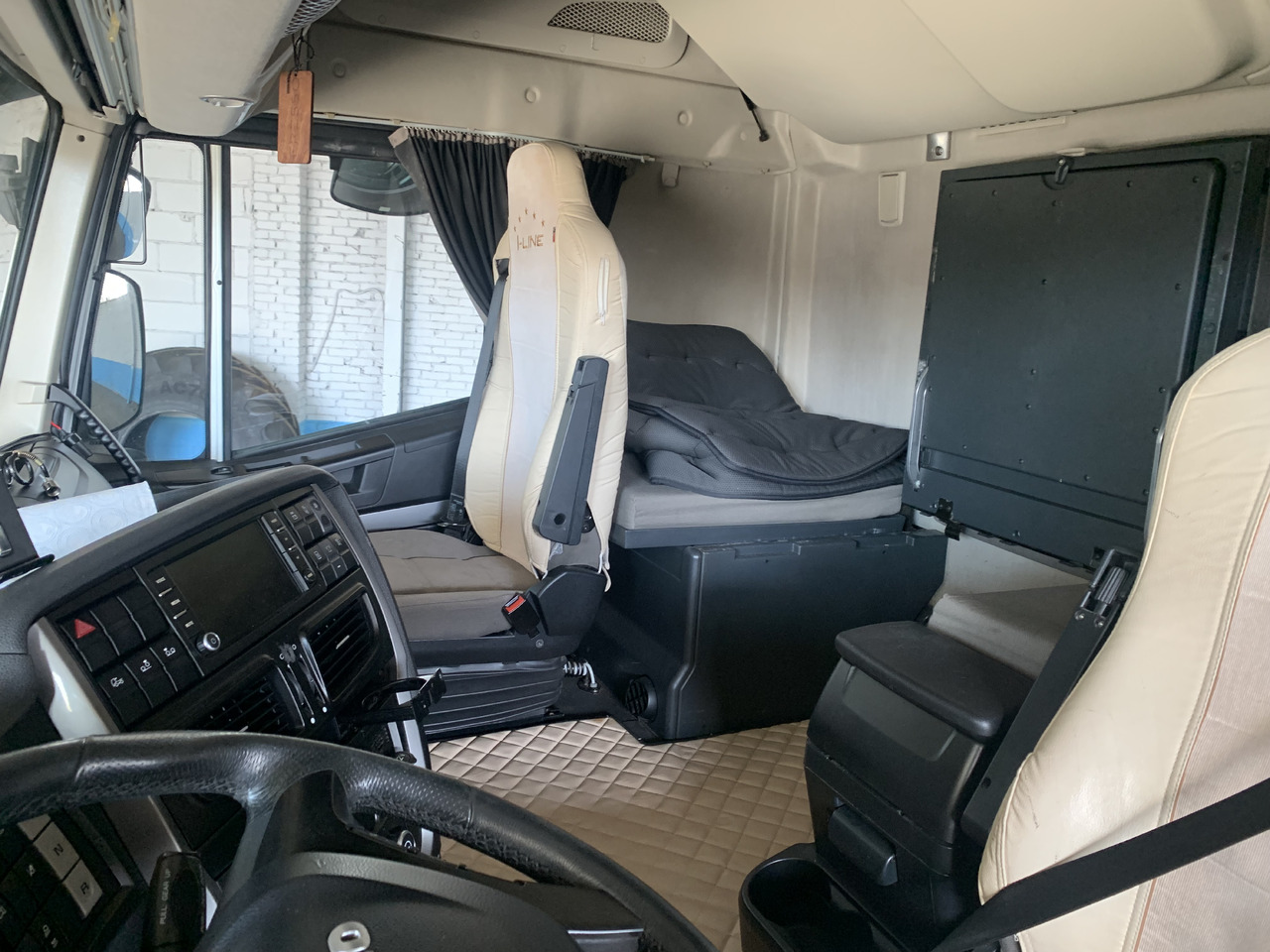 Cabeza tractora Iveco Stralis 510 AS440STX/P 6X2 2018 Salon Polska: foto 11