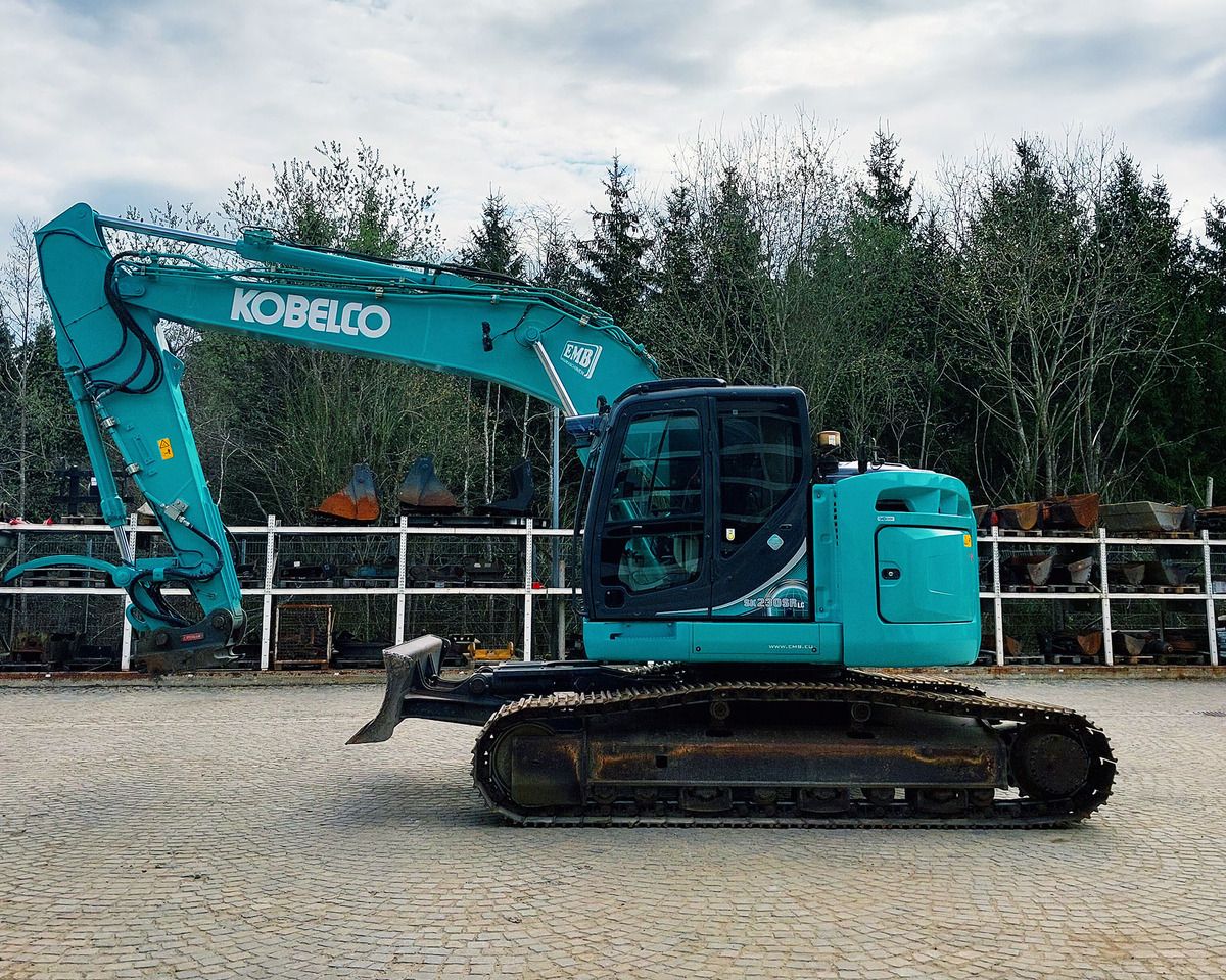 Kobelco SK230SRLC-5 - Excavadora de cadenas: foto 2 Kobelco SK230SRLC-5 - Excavadora de cadenas: foto 2