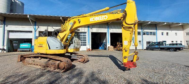 New Holland E235B SRNLC - Excavadora de cadenas: foto 2 New Holland E235B SRNLC - Excavadora de cadenas: foto 2