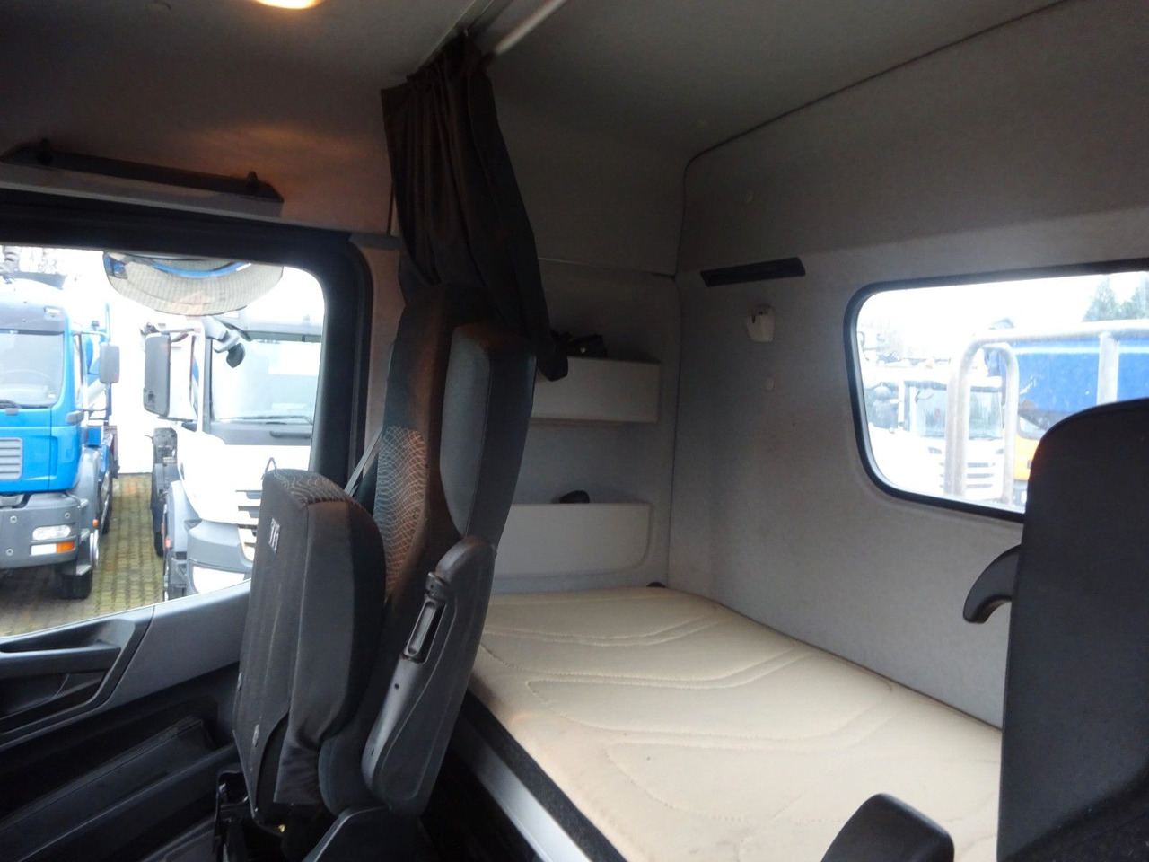 Cabeza tractora Mercedes-Benz 1853 Arocs SZM mit Kipperpumpe: foto 12