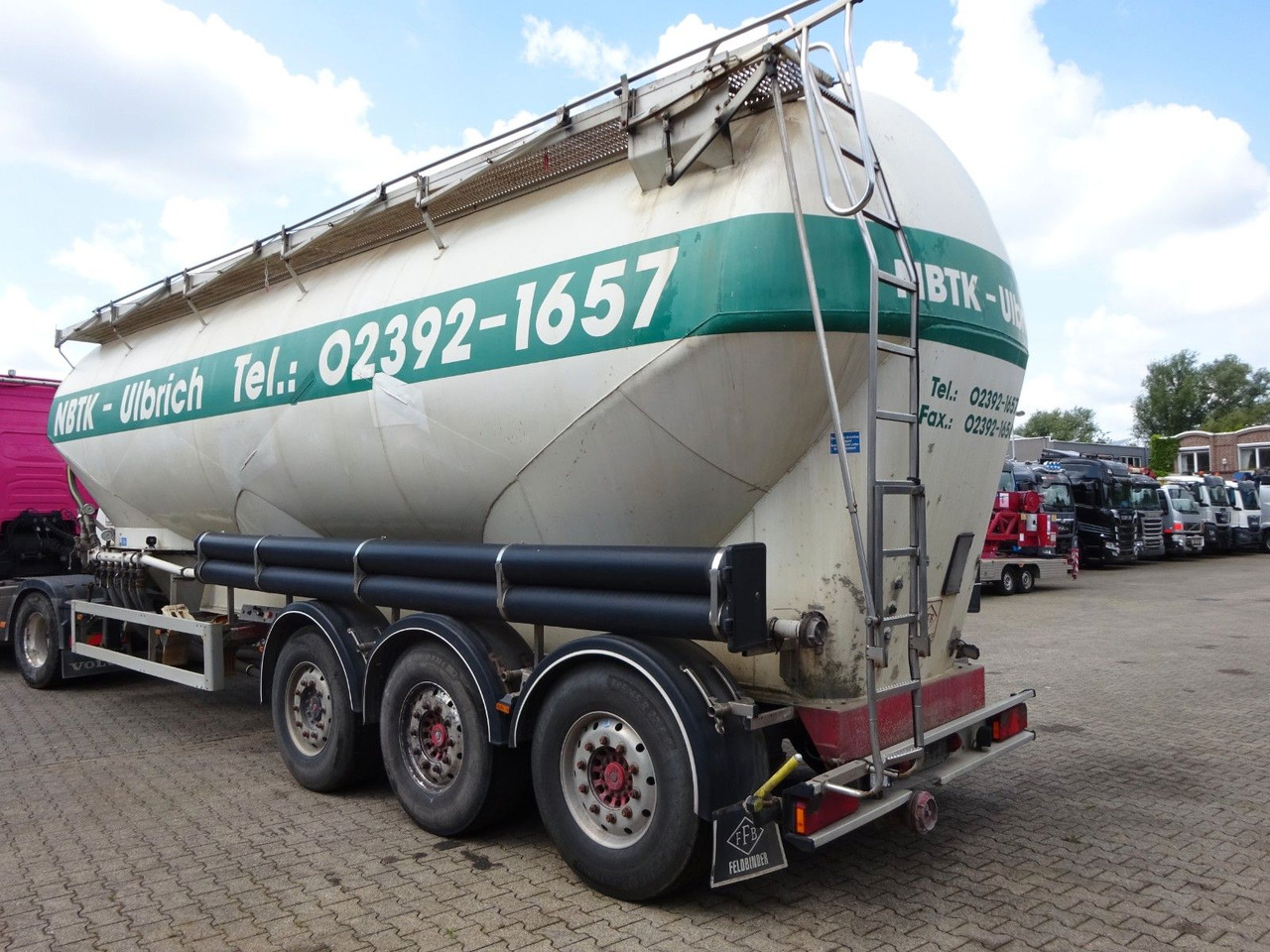 Feldbinder EUT 49.3 Silo für Staub u. Rieselgüter ca. 50m³ - Semirremolque silo: foto 3 Feldbinder EUT 49.3 Silo für Staub u. Rieselgüter ca. 50m³ - Semirremolque silo: foto 3