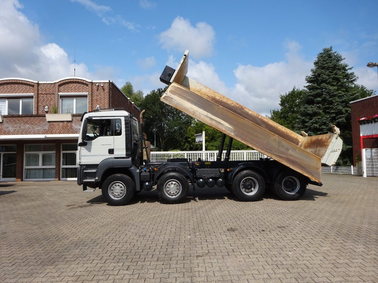 MAN 35.470 TGS MEILLER 3Skipper + Bordmatik 8x4 - Camión volquete: foto 4 MAN 35.470 TGS MEILLER 3Skipper + Bordmatik 8x4 - Camión volquete: foto 4