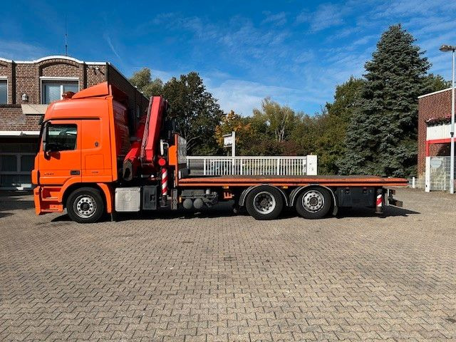 Mercedes-Benz 2541 Actros Plattform + FASSI Kran 6X2 - Camión grúa: foto 4 Mercedes-Benz 2541 Actros Plattform + FASSI Kran 6X2 - Camión grúa: foto 4