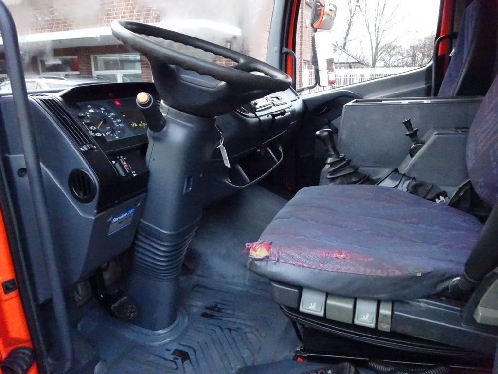Furgoneta caja abierta Mercedes-Benz 818 Atego Pritsche 4x2: foto 13