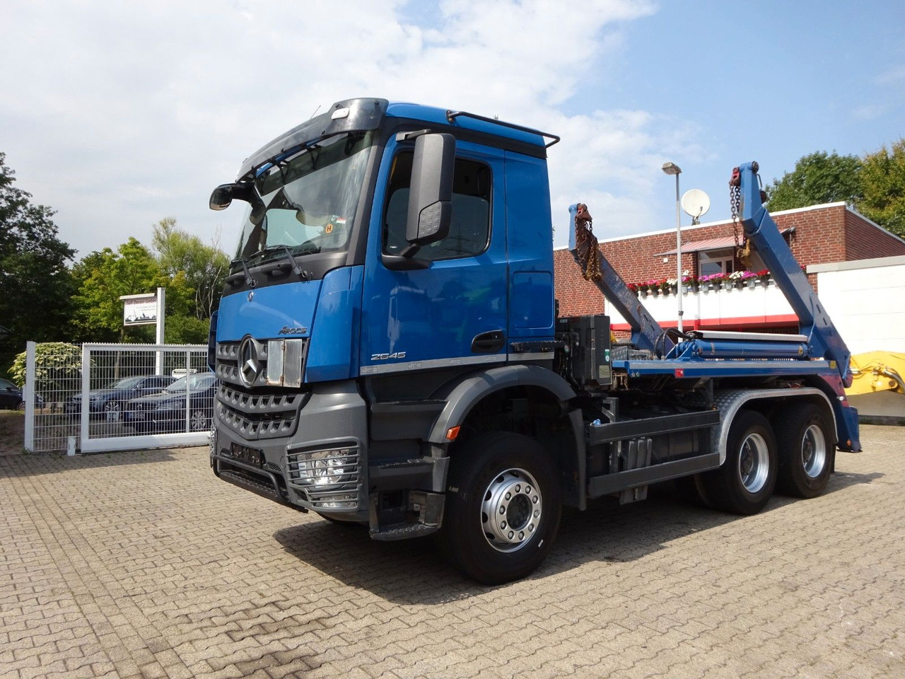 Mercedes-Benz Arocs 2645 Absetzkipper MEILLER 6x4 - Camión volquete: foto 2 Mercedes-Benz Arocs 2645 Absetzkipper MEILLER 6x4 - Camión volquete: foto 2
