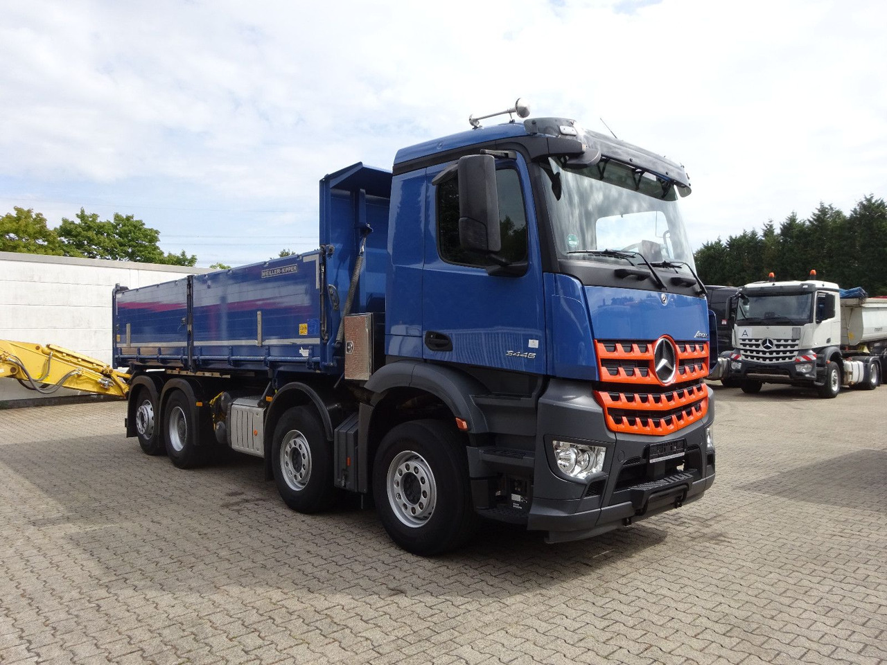 Camión volquete Mercedes-Benz Arocs 3446 MEILER 3 Seitenkipper 8x2: foto 7