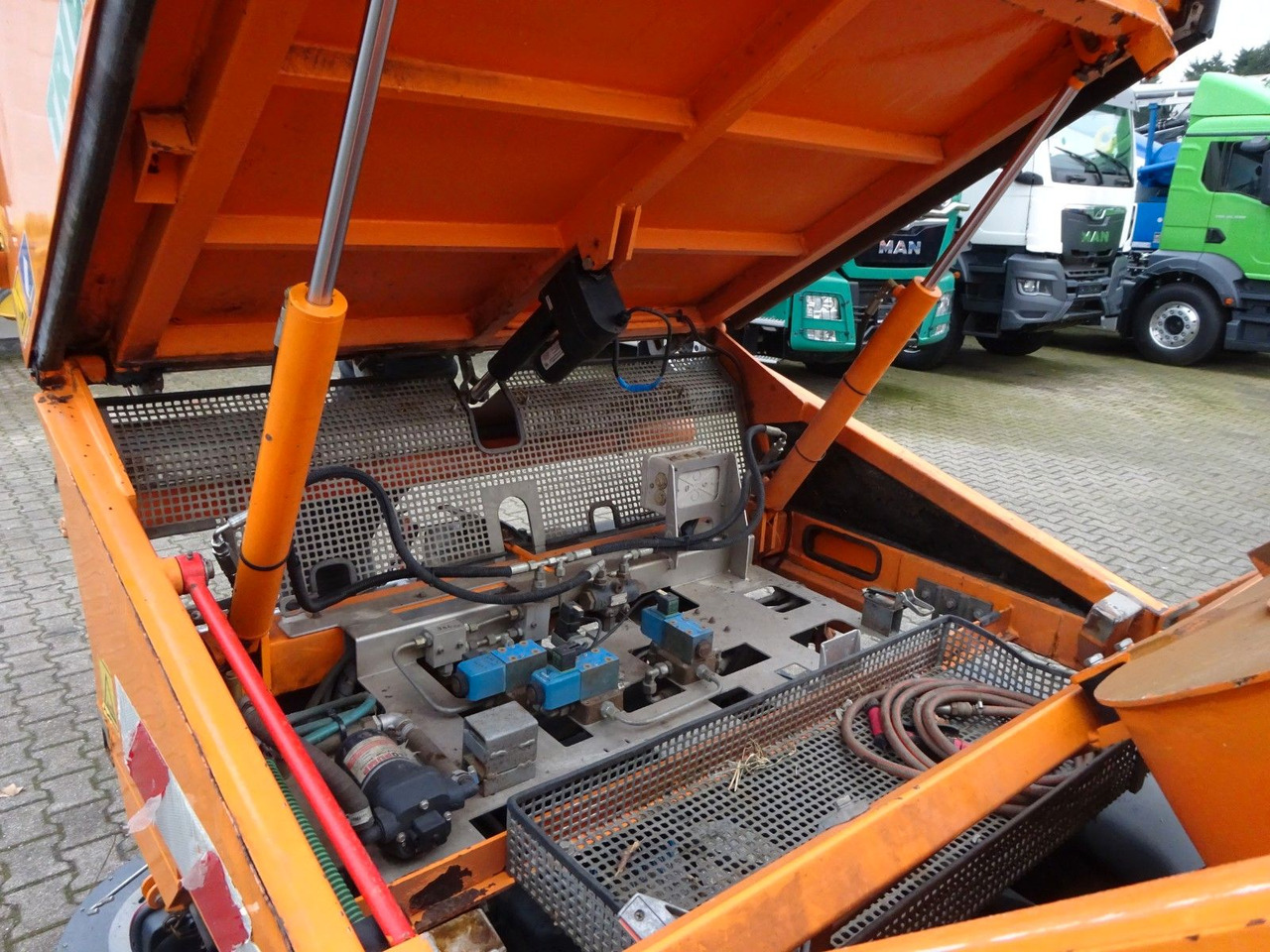 Furgoneta basculante Multicar M30 HAKO FUMO Kehrmaschine+Kipper Wechsel-System: foto 10