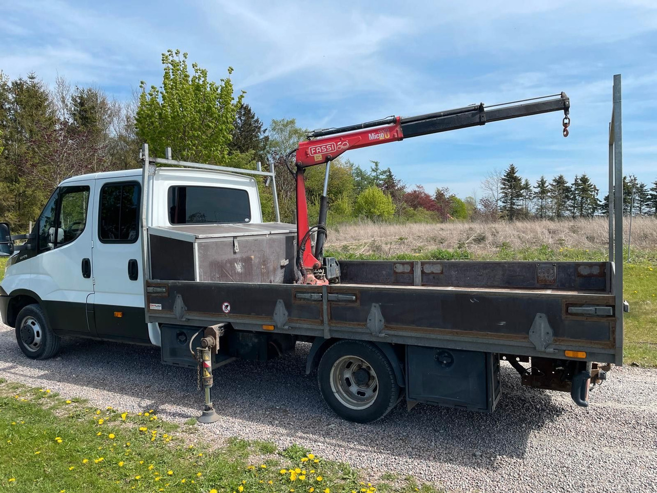 Iveco Daily 3.0 Fahrgestell Doppelkabine 50 C *Crane* - Furgoneta caja abierta, Furgoneta combi: foto 2 Iveco Daily 3.0 Fahrgestell Doppelkabine 50 C *Crane* - Furgoneta caja abierta, Furgoneta combi: foto 2