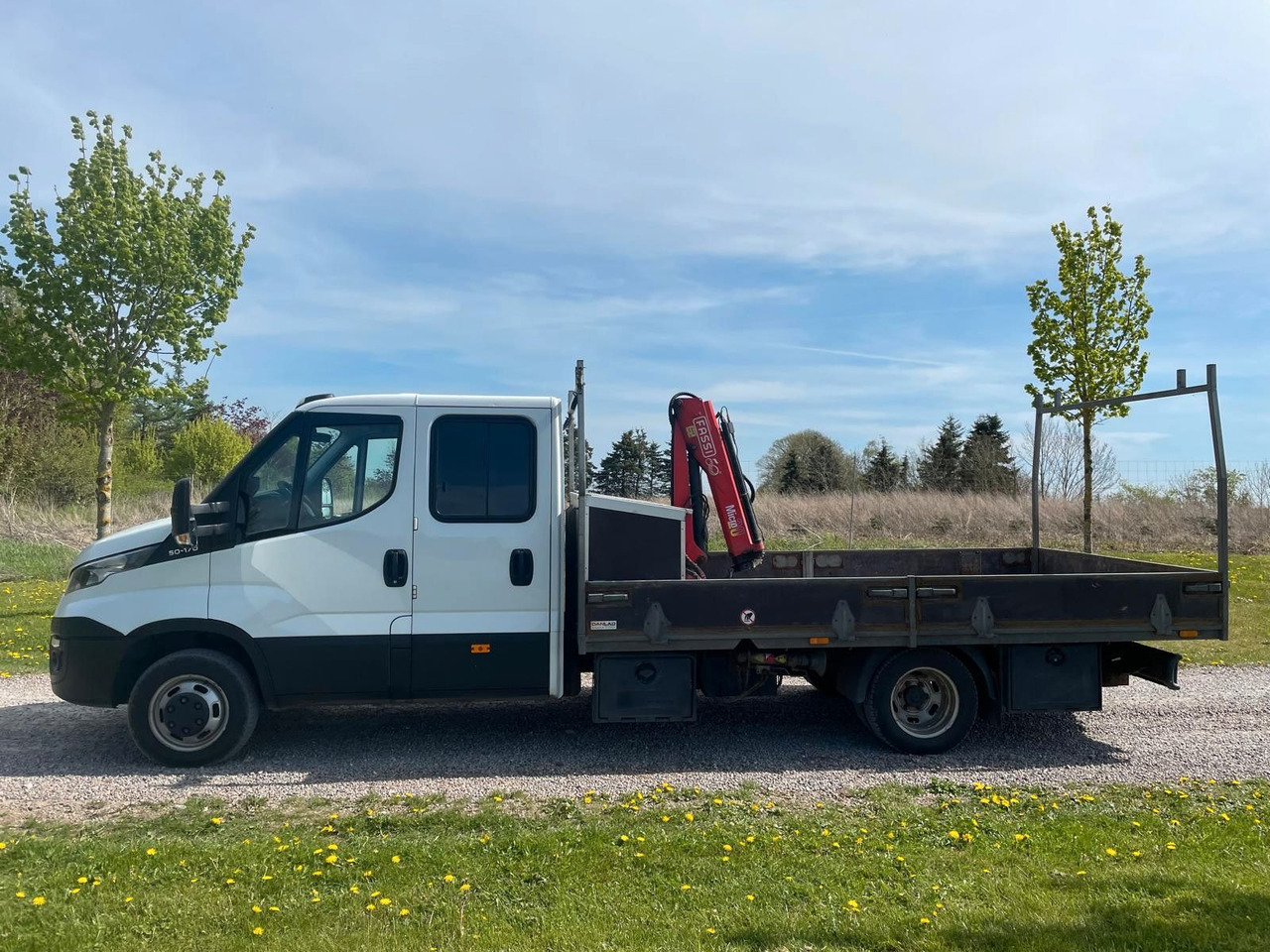 Iveco Daily 3.0 Fahrgestell Doppelkabine 50 C *Crane* - Furgoneta caja abierta, Furgoneta combi: foto 2 Iveco Daily 3.0 Fahrgestell Doppelkabine 50 C *Crane* - Furgoneta caja abierta, Furgoneta combi: foto 2