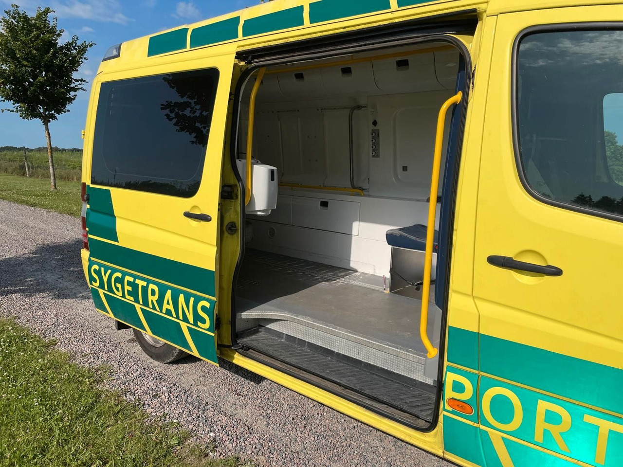 Ambulancia Mercedes-Benz Sprinter II Kasten 316 CDI Aut: foto 17