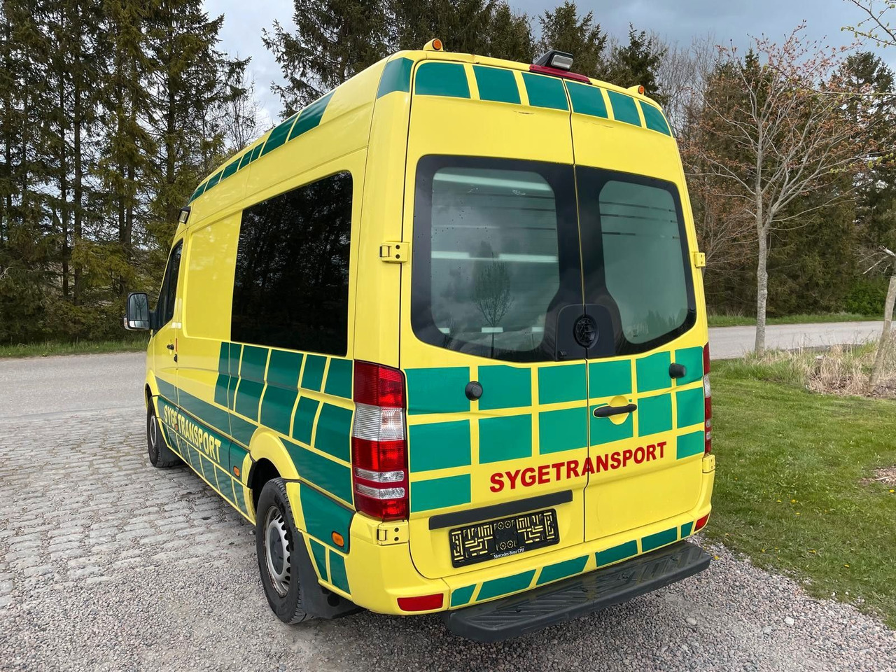Mercedes-Benz Sprinter II kasten 316 CDI Aut - Ambulancia: foto 3 Mercedes-Benz Sprinter II kasten 316 CDI Aut - Ambulancia: foto 3