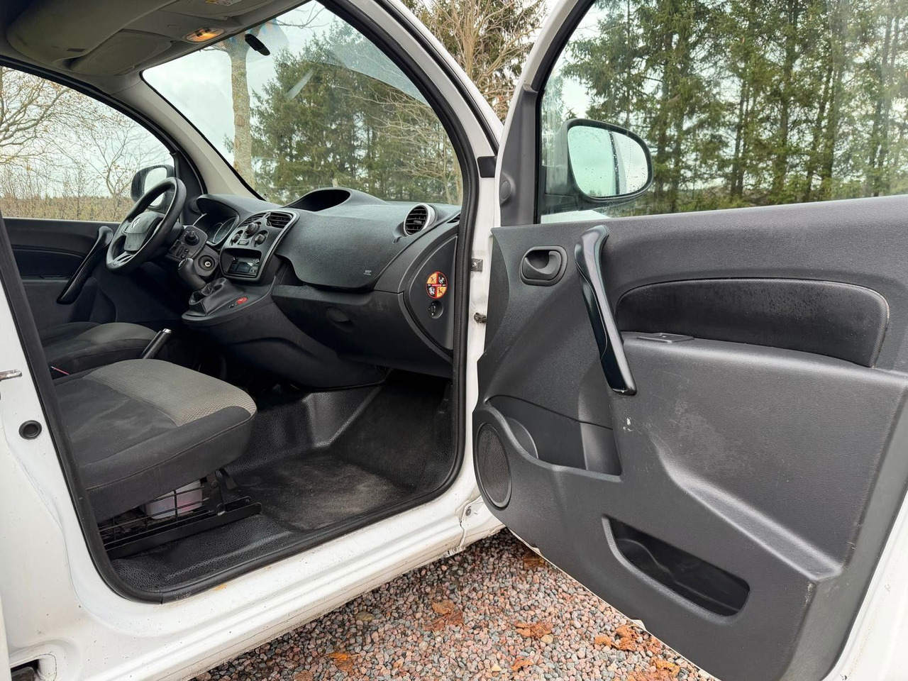 Leasing para Renault Kangoo Rapid 1.5 DCI Basis LONG Renault Kangoo Rapid 1.5 DCI Basis LONG: foto 13 Leasing para Renault Kangoo Rapid 1.5 DCI Basis LONG Renault Kangoo Rapid 1.5 DCI Basis LONG: foto 13