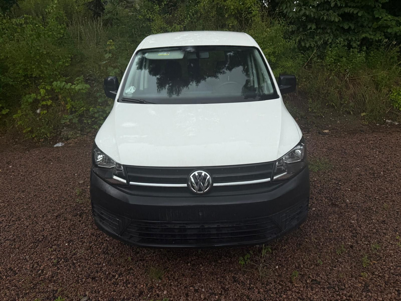 Volkswagen Caddy 2.0 TDI *A/C *ENGINE DEFECT - Furgoneta pequeña: foto 4 Volkswagen Caddy 2.0 TDI *A/C *ENGINE DEFECT - Furgoneta pequeña: foto 4