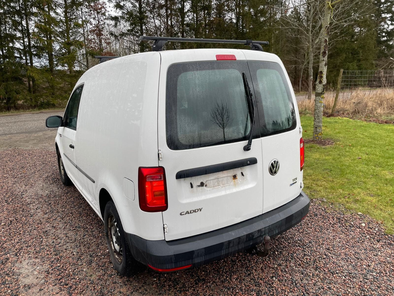 Volkswagen Caddy Kasten BlueMotion Volkswagen Caddy Kasten 2.0 TDI BlueMotion *5900 € netto - Furgoneta pequeña: foto 4 Volkswagen Caddy Kasten BlueMotion Volkswagen Caddy Kasten 2.0 TDI BlueMotion *5900 € netto - Furgoneta pequeña: foto 4
