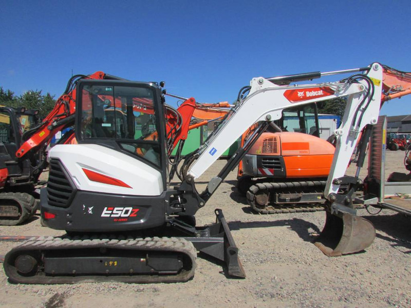 Bobcat E 50z Minibagger 42.500 EUR - Miniexcavadora: foto 1 Bobcat E 50z Minibagger 42.500 EUR - Miniexcavadora: foto 1