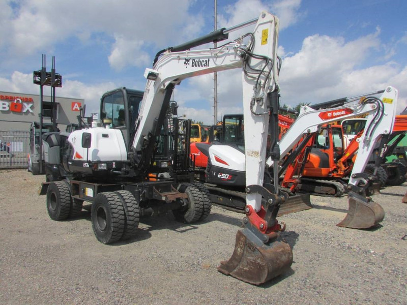 Bobcat E 57 W 35.000 EUR - Excavadora de ruedas: foto 3 Bobcat E 57 W 35.000 EUR - Excavadora de ruedas: foto 3