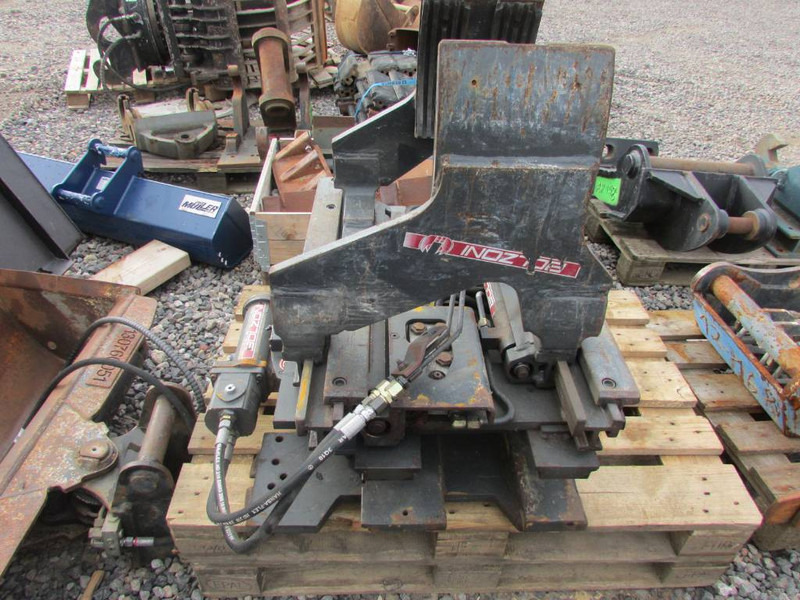 Bolzoni Fassgreifer drum clamp KG 06T2A SP - Pinza de manipulación para Equipo de manutención: foto 1 Bolzoni Fassgreifer drum clamp KG 06T2A SP - Pinza de manipulación para Equipo de manutención: foto 1