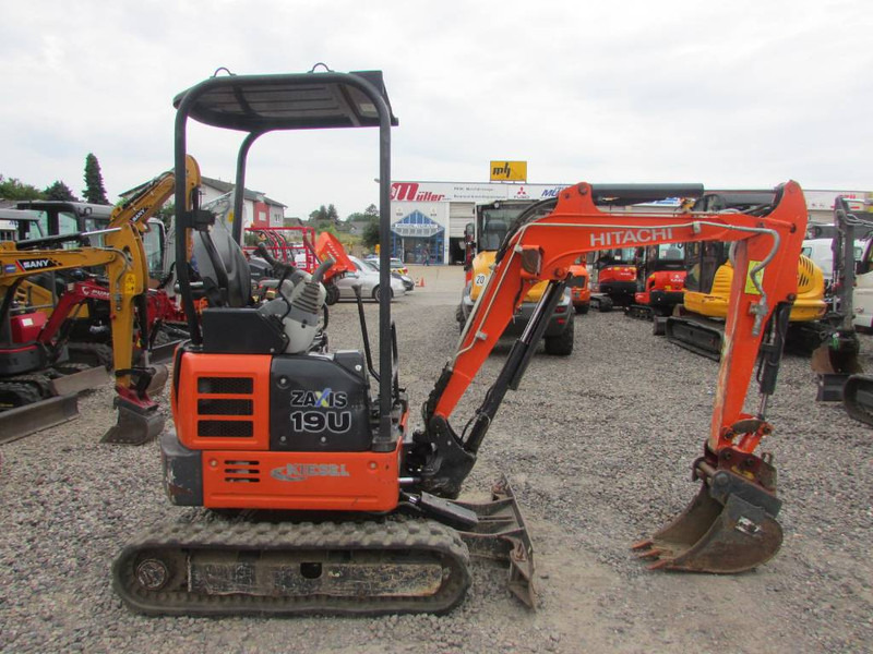 Hitachi ZX 19 U-5 Canopy Minibagger 14.000 EUR - Miniexcavadora: foto 3 Hitachi ZX 19 U-5 Canopy Minibagger 14.000 EUR - Miniexcavadora: foto 3